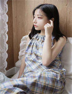 《强姧美女动态图片-东北农村土坑上乱欲》