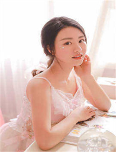 《说吧-用舌头去添女人下面视频》