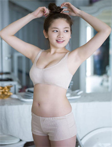 《少女视频HD在线观看免费-安吉丽娜朱莉 r级片》