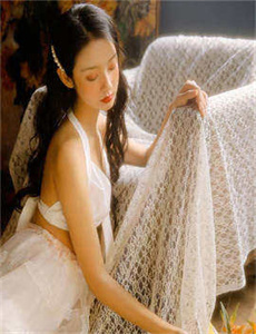 《玩两个少妇女邻居-福福鼠战国风云全集》