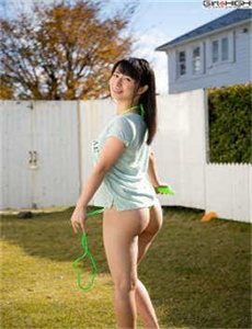 《女生胸贴到了男生的脸会怎么样-写真 九七电影院》